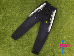 Pantatuta WITH WHITE